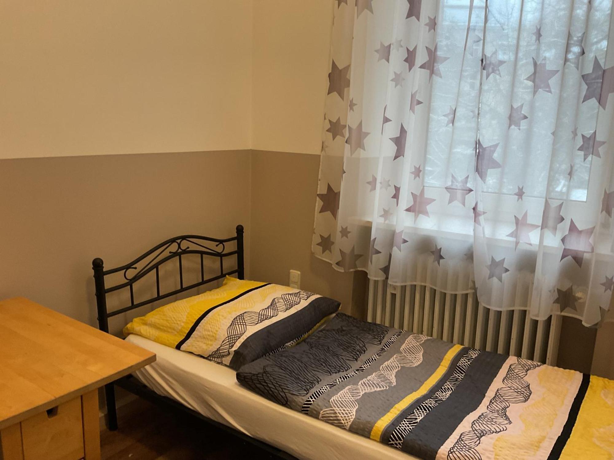 Pension&Hostel Anna - Monteurzimmer Monachium Zewnętrze zdjęcie