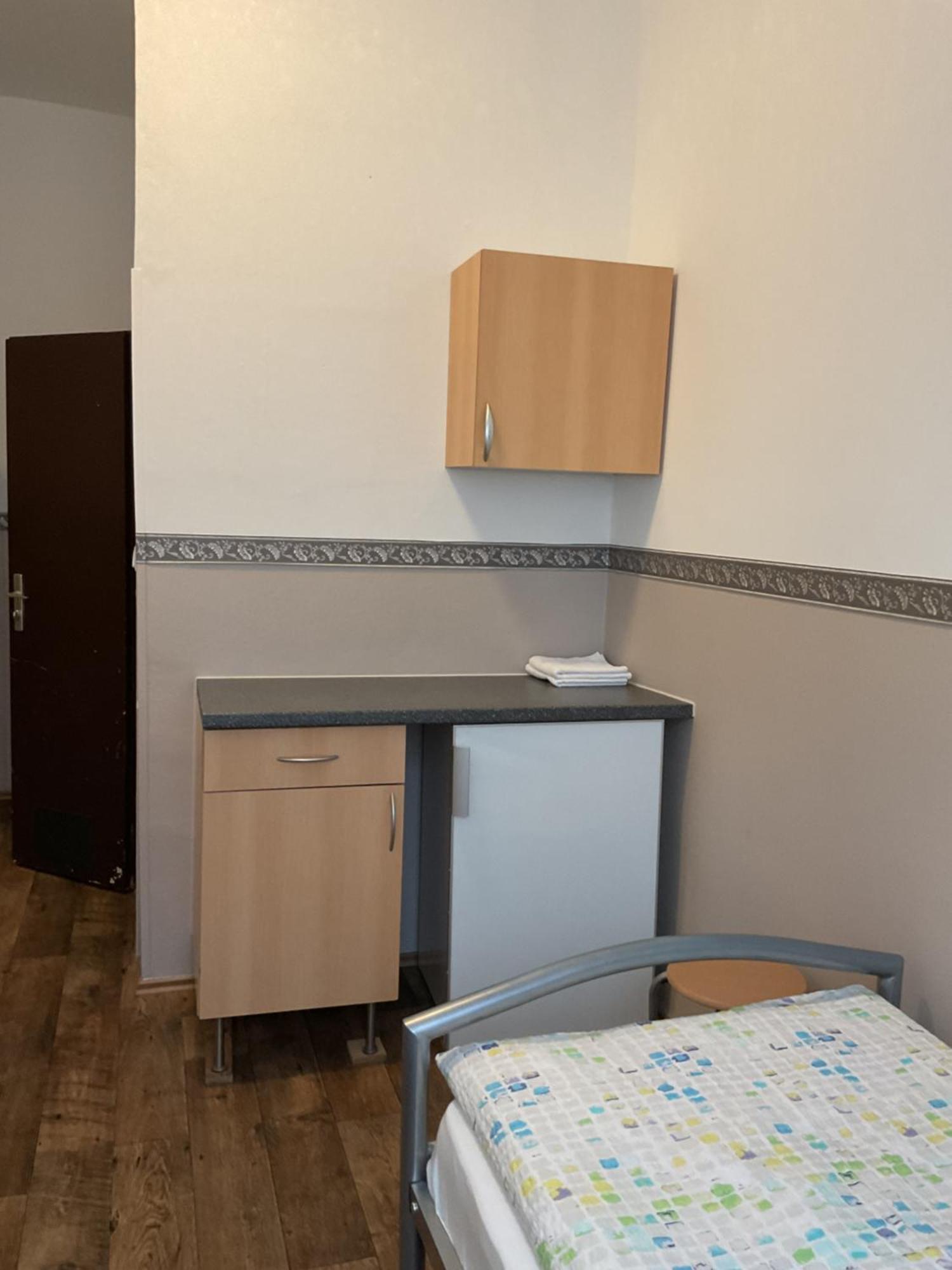 Pension&Hostel Anna - Monteurzimmer Monachium Zewnętrze zdjęcie