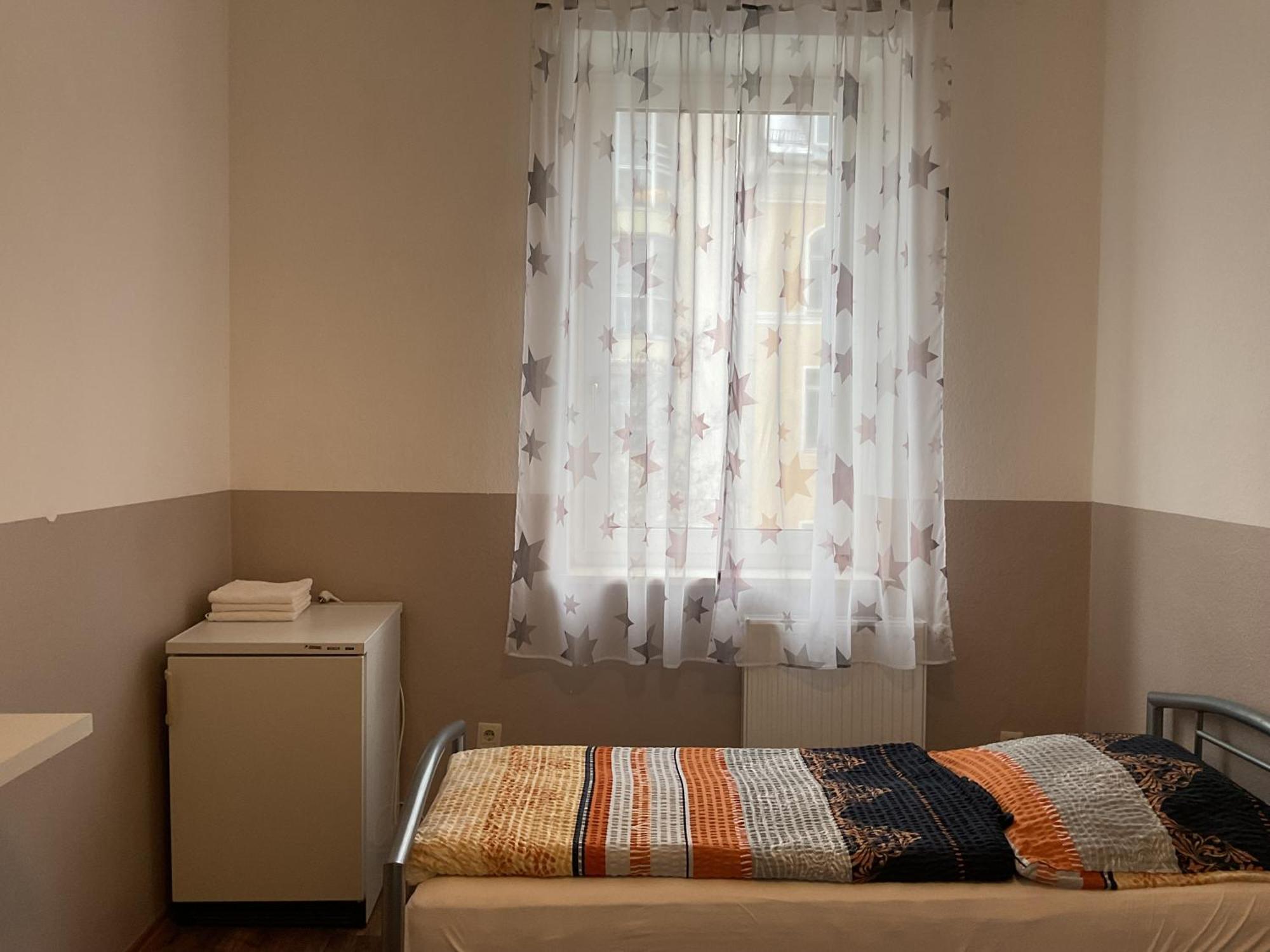 Pension&Hostel Anna - Monteurzimmer Monachium Zewnętrze zdjęcie