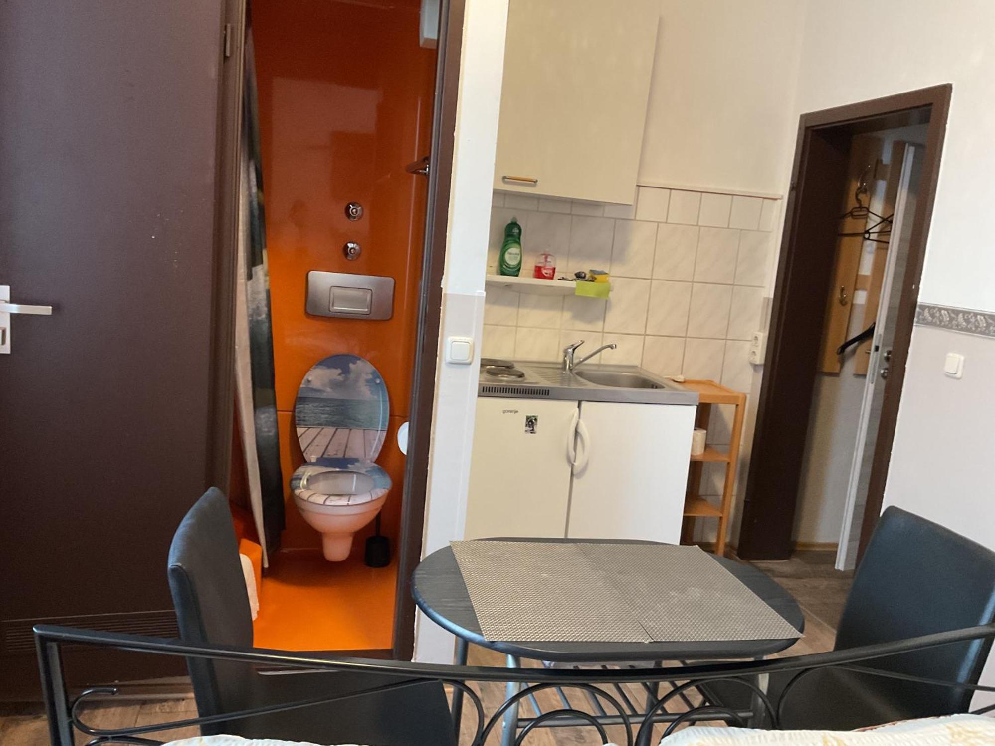 Pension&Hostel Anna - Monteurzimmer Monachium Zewnętrze zdjęcie