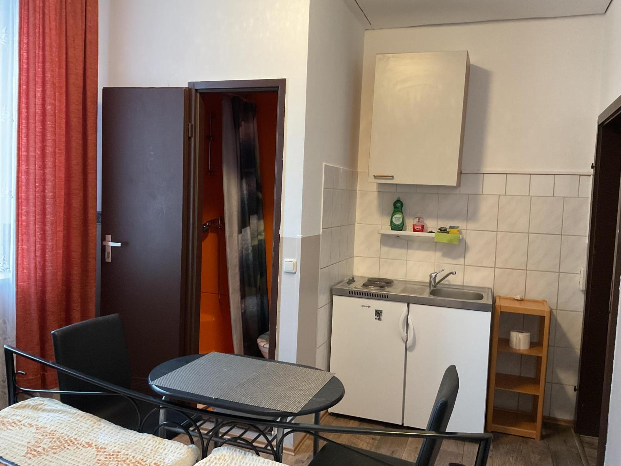 Pension&Hostel Anna - Monteurzimmer Monachium Zewnętrze zdjęcie