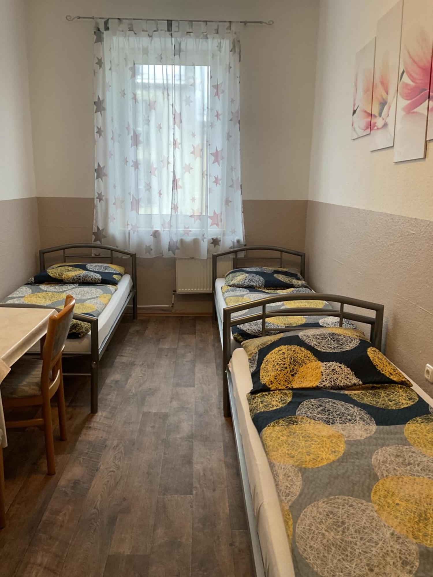 Pension&Hostel Anna - Monteurzimmer Monachium Zewnętrze zdjęcie