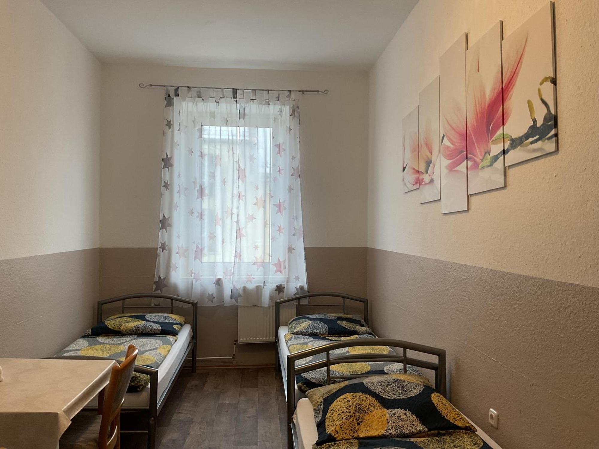 Pension&Hostel Anna - Monteurzimmer Monachium Zewnętrze zdjęcie