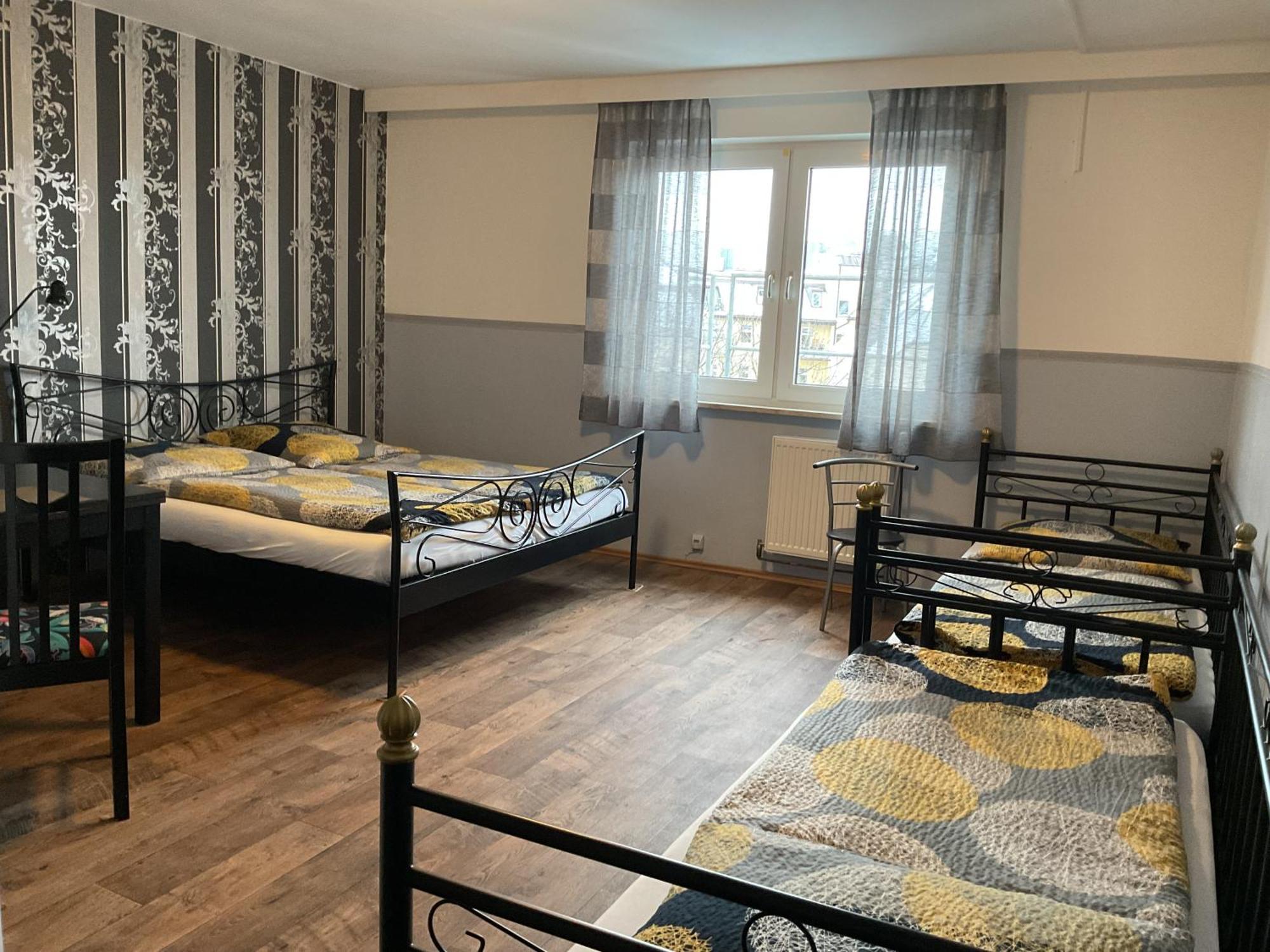 Pension&Hostel Anna - Monteurzimmer Monachium Zewnętrze zdjęcie