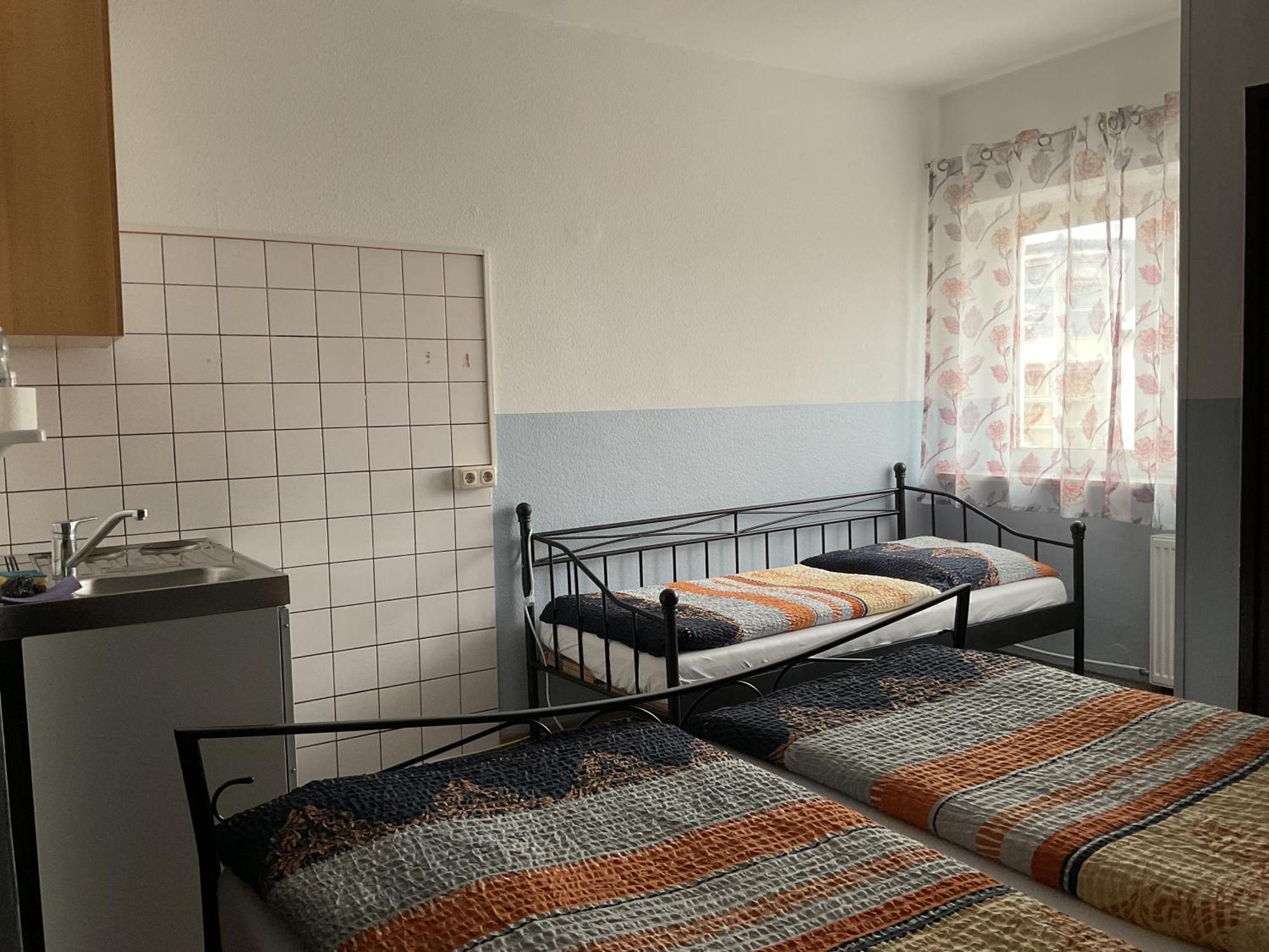 Pension&Hostel Anna - Monteurzimmer Monachium Zewnętrze zdjęcie